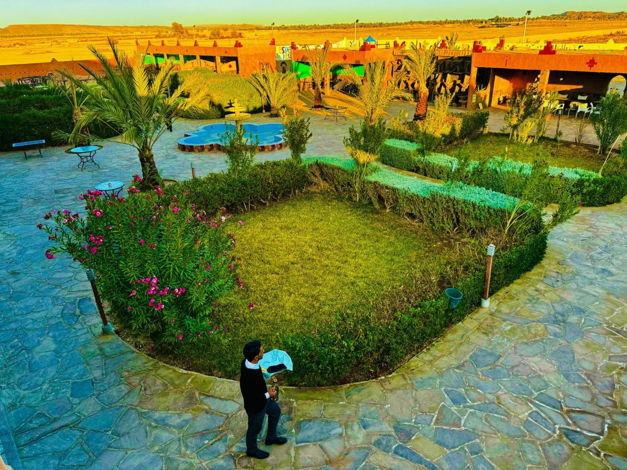 Complexe L'Oasis Bed and Breakfast Ερφούντ Εξωτερικό φωτογραφία