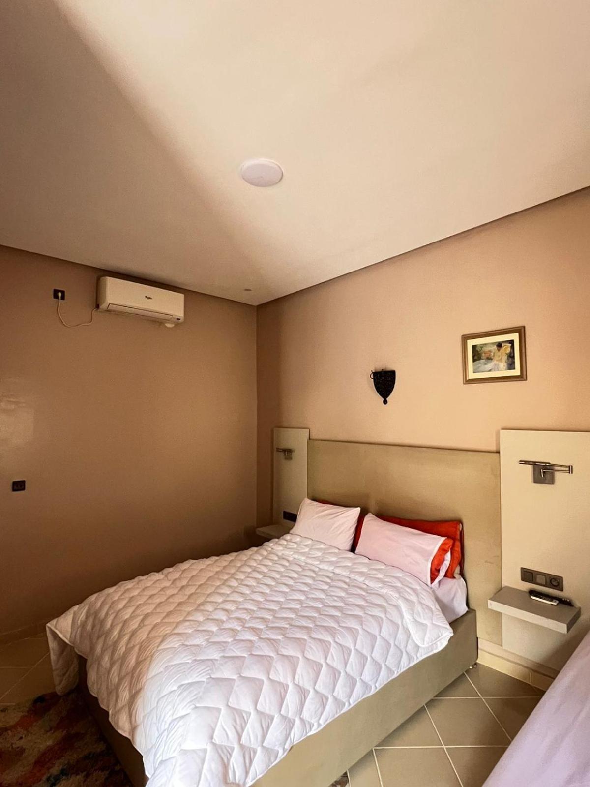 Complexe L'Oasis Bed and Breakfast Ερφούντ Εξωτερικό φωτογραφία